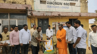 ಹುಲಸೂರ: ಪಟ್ಟಣದ ತಹಸೀಲ್ ಕಚೇರಿಯಲ್ಲಿ ನಿಜ ಶರಣರ ಅಂಬಿಗರ ಚೌಡಯ್ಯನವರ ಜಯಂತಿ ಆಚರಣೆ