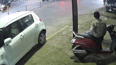 जबलपुर: सीसीटीवी कैमरे में कैद हुआ वाहन चोर, वीडियो वायरल, ओमती थाना पुलिस ने शुरू की पड़ताल