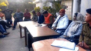 बरकट्ठा: सरस्वती पूजा को लेकर गोरहर थाना में शांति समिति की बैठक संपन्न, शांति बनाए रखने की अपील