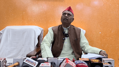 करनैलगंज: गोंडा में सपा के पूर्व विधायक ने भाजपा विधायक पर ₹1 करोड़ के घोटाले का आरोप लगाया