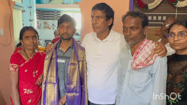 ఆదోని: ఆదోని అంబేడ్కర్ నగర్కు చెందిన వినోద్ కుమార్ IBPS-2025లో అసిస్టెంట్ మేనేజర్గా ఎంపిక, అభినందించిన ఎమ్మెల్యే పార్థసారధి