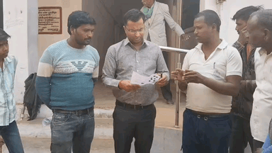 tehsildar prithvipur ko diya avedan
vindpura samrya khirak ke logo ne