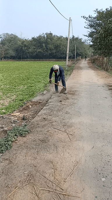 रमजानी टोला में देखिए सफाई कैसे हो रहा है सरस्वती पूजा के शुभ अवसर पर पब्लिक कर रहा है