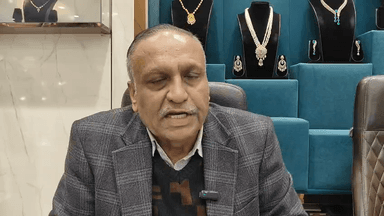 शाहजहांपुर: सोने-चांदी के भाव में उतार-चढ़ाव से सराफा कारोबार प्रभावित, व्यापारी मायूस