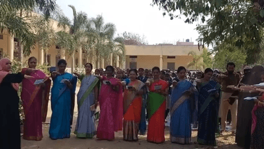 సంగారెడ్డి: సంగారెడ్డి ప్రభుత్వ బాలికల కళాశాలలో ఓటరు ప్రతిజ్ఞ కార్యక్రమం