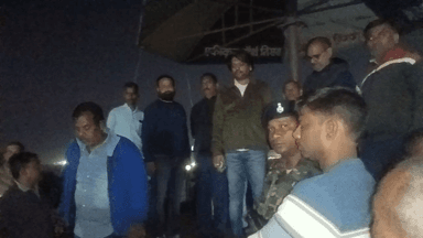 झरिया/जोरापोखर/सिंदरी: आउटसोर्सिंग प्रबंधन और कर्मियों से मारपीट मामले पर पहुंचे पूर्व विधायक संजीव सिंह