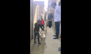 खुलताबाद: आझमशाहीपुरा येथील आंगनवाडीत धामणीचा थरार, नगराध्यक्ष आमेर पटेल यांच्या तत्परतेने मोठा अनर्थ टळला!