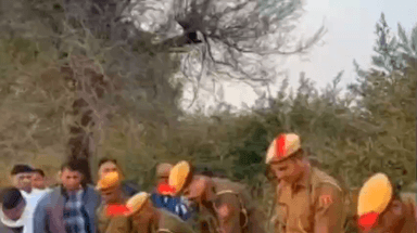 उच्चैन: उच्चैन में पुलिसकर्मी बनवारी सिंह के निधन पर शोक की लहर, गांव बरकौली में राजकीय सम्मान से हुआ अंतिम संस्कार