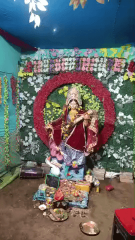 Jamalpur Jamalpur prakhand mein dhumdham Se manae Ja Rahi Saraswati Puja