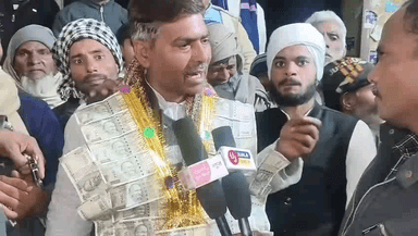 जनपद हापुड़ थाना सिंभावली क्षेत्र के ग्राम मुरादपुर में प्रधान चुनावी माहौल गरम है। गांव