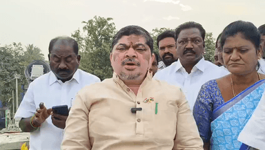 హుస్నాబాద్: మన దేశ రాజ్యాంగాన్ని రక్షించుకోవడానికి ప్రతి ఒక్కరూ పునరంకితం కావాలి: రాష్ట్ర మంత్రి పొన్నం ప్రభాకర్