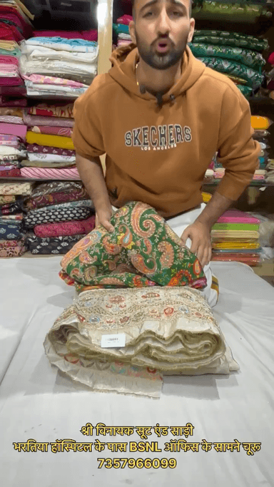 हैंडवर्क वाला हैवी लहंगा फैब्रिक ……..
भारतीय हॉस्पिटल के पास BSNL ऑफिस के सामने चूरू
#lehenga #fabric #viral #trend