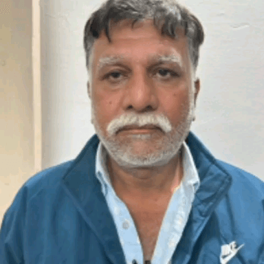 ઉપલેટા: છેતરપિંડીના ગુનામાં છ માસથી નાસતા ફરતા આરોપીને ઉપલેટા બસ સ્ટેન્ડ પાસેથી ઝડપી પાડતી પોલીસ