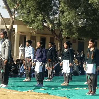 लक्ष्मणगढ़: लक्ष्मणगढ़ क्षेत्र में 77वें गणतंत्र दिवस पर बड़ी धूमधाम से स्कूली बच्चों ने दी सांस्कृतिक प्रस्तुतियां