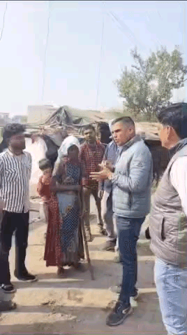 गोविंदगढ़: गोविंदगढ़ में तहसीलदार ने घुमंतू परिवारों से की मुलाकात, सरकारी योजनाओं के प्रति किया जागरूक