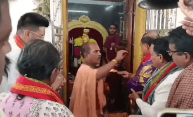 శంకరంపేట ఏ: కొరివి పల్లి లో దుర్గామాతను దర్శించుకున్న పిసిసి వ్యవహారాల ఇన్చార్జ్ మీనాక్షి నటరాజన్