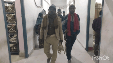 मुरलीगंज: मुरलीगंज पुलिस ने सखुआ गांव से दिलखुश कुमार को 8 ग्राम स्मैक के साथ किया गिरफ्तार, न्यायालय में पेश