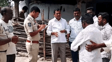 మాచారెడ్డి: ఫరీద్ పెట్ గ్రామస్తులు అప్రమత్తంగా ఉండాలి, గ్రామ సర్పంచ్ జీడిపల్లి నరసింహారెడ్డి, మాచారెడ్డి ఎస్ఐ అనిల్ కుమార్