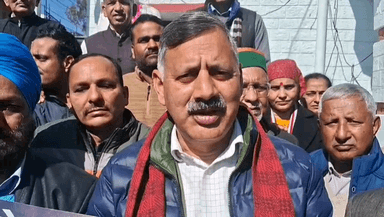 घुमारवीं: महात्मा गांधी की पुण्यतिथि पर कांग्रेस का प्रदर्शन, मंत्री राजेश धर्माणी ने मनरेगा से छेड़छाड़ को गांधी के विचारों का अपमान बताया