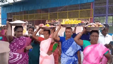 அறந்தாங்கி: வெட்டிவயல் கருங்குழி காடு கிராமத்தில் இஸ்லாமியர்களால் கட்டப்பட்ட ஜும்மா பள்ளிவாசலுக்கு சீர்வரிசை வழங்கிய இந்துக்கள் நெகிழ்ச்சி சம்பவம்