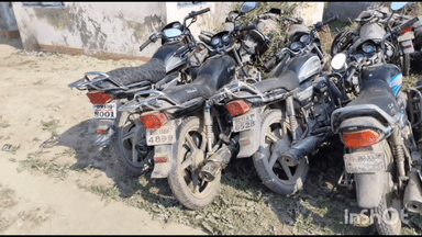 मुरलीगंज: मुरलीगंज और मधेपुरा पुलिस की संयुक्त कार्रवाई, मुरलीगंज थाना क्षेत्र से चोरी की 5 मोटरसाइकिल बरामद