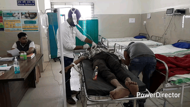 उमरेठ: जमुनिया ढोलनखापा के बीच सड़क पर लहूलुहान बाइक सवार मिला, डायल 112 ने अस्पताल पहुंचाया, छिंदवाड़ा रेफर