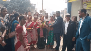 गोमिया: गोमिया में पूर्व विधायक ने शैक्षिक प्रदर्शनी का किया उद्घाटन