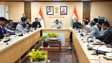 शाहदरा: दिल्ली सरकार ने दिल्ली नगर निगम को दिए ₹500 करोड़, CM रेखा गुप्ता ने कहा- हर साल मिलेंगे ₹300 करोड़