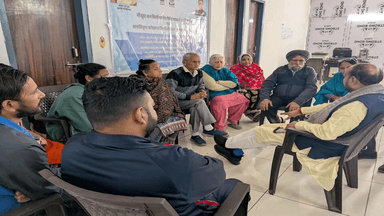 नजफगढ़: भाजपा विधायक पवन शर्मा ने नवादा में जनसमस्याओं का संज्ञान लिया, त्वरित समाधान के निर्देश दिए