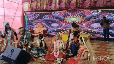 कोटवा: कोटवा में नौ दिवसीय रामचरित मानस महायज्ञ के समापन पर शनिवार को कलाकारों ने बरसाने की होली पर नृत्य प्रस्तुत किया