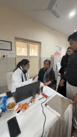 शाहदरा: दिलशाद गार्डन के रेड क्रॉस हॉस्पिटल में स्वास्थ्य शिविर का आयोजन, विधायक संजय गोयल रहे मौजूद