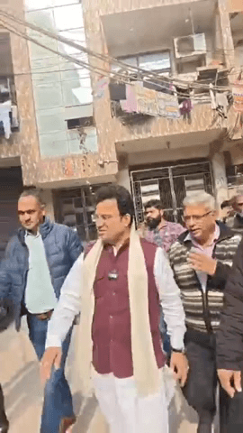 प्रीत विहार: विधायक रविंद्र सिंह नेगी ने पटपड़गंज गांव का किया निरीक्षण, अधिकारियों को समस्या समाधान का दिया निर्देश