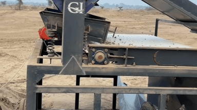 कोटड़ी: डीएसटी और पारोली थाना पुलिस की संयुक्त कार्रवाई में 20 सेपरेटर मशीनें और तीन ट्रैक्टर किए गए जब्त