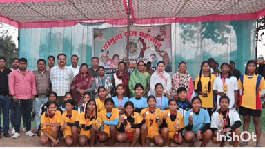 शंकरगढ़: काका लरंग साय स्टेडियम में सरगुजा खेल महोत्सव में विधायक उद्धेश्वरी पैकरा ने लिया हिस्सा