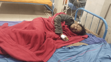 দিনহাটা ১: আলোকঝাড়ী এলাকায় টোটোর ধাক্কায় এক অজ্ঞাত পরিচয় ব্যক্তি আসঙ্কা জনক অবস্থায় দিনহাটা মহকুমা হাসপাতালে চিকিৎসাধীন