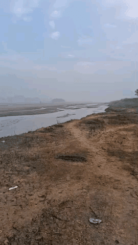 यही है नदी जो कि एक बंधुआ नदी के नाम से जाना जाता है