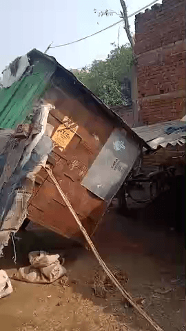 साहार क्षेत्र अंधारि पेचाय में हुआ समय रात चोरी हुआ ओझावालीया काला