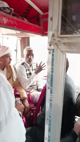 देवेन्द्र कश्यप सामाजिक न्याय पार्टी में इटावा और कुर्थल मिंडकाली ,से लोगों की भारी संख्या में पहुंची भीड़,देवन