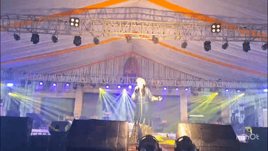 महासमुंद: महासमुंद के ऐतिहासिक सिरपुर महोत्सव में जसप्रीत कौर ने शानदार प्रस्तुति देकर दर्शकों का दिल जीत लिया, उनकी मनमोहक गायकी