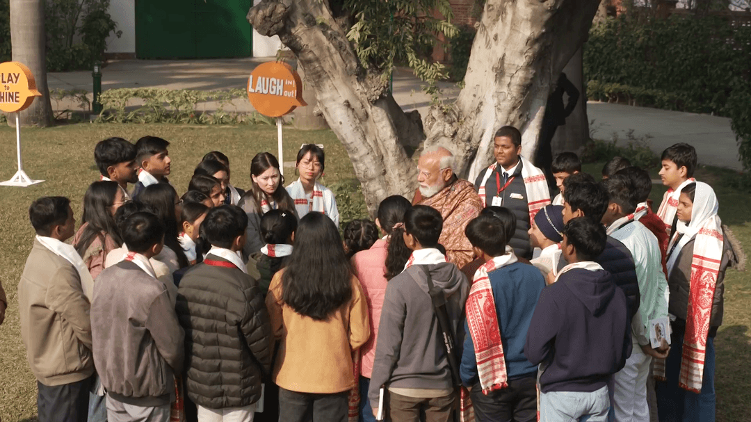 #ParikshaPeCharcha2026
📚 What’s the right way to study smart?