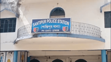 রানাঘাট ১: বিদ্যুৎ চুরির মামলায় আদালত অবমাননার অভিযোগ, গবারচর থেকে গ্রেফতার অভিযুক্ত