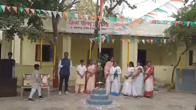 प्रजासत्ताक दिनाच्या निमित्ताने जिल्हा परिषद शाळेत राष्ट्रीय तंबाखू नियंत्रण कार्यक्रमांतर्गत शपथ