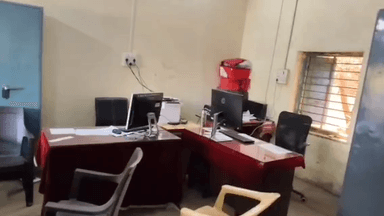 हिंगोली: हिंगोली तहसील कार्यालयातील शिपाई तडकाफडकी निलंबित पोलीस पाटील नियुक्तीसाठी पैशाची मागणी