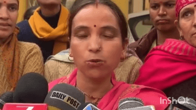 कुल्लू: सरकार को स्मार्ट बनाना है तो ग्रामीण क्षेत्र की सड़कों, सरकारी स्कूलों और स्वास्थ्य संस्थानों को भी स्मार्ट बनाना चाहिए