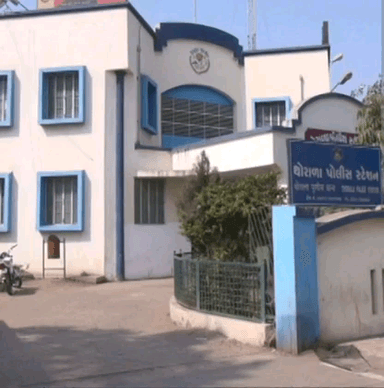 રાજકોટ: રાજારામ સોસાયટીના યુવકનું મજૂરી કામ કરતી વખતે છત પરથી પડી જતા મોત નીપજયાની ઘટના સામે આવી