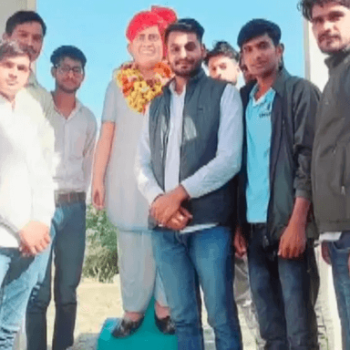 लक्ष्मणगढ़: नटनी में 12 तारीख को राजेश पायलट की जयंती के अवसर पर प्रतिमा पर किया गया माल्यार्पण