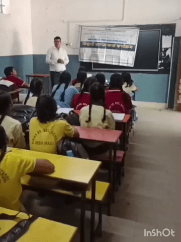 डीग: आरयूआईडीपी के जागरुकता कार्यक्रम में विद्यार्थियों को स्वच्छता का पाठ पढ़ाया गया