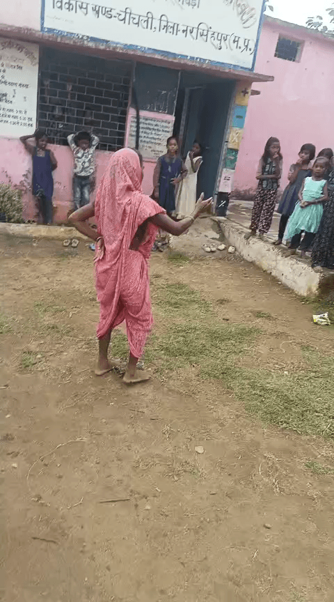 school ki video
gram pagariya school ki video