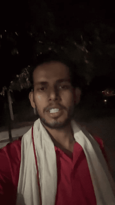 पिछले तीन साल से लेबर कॉलोनी के तिराहे पर हाई मास्ट लाइट खराब पड़ी है कब तक होंगी सही ।। #dmfirozabad