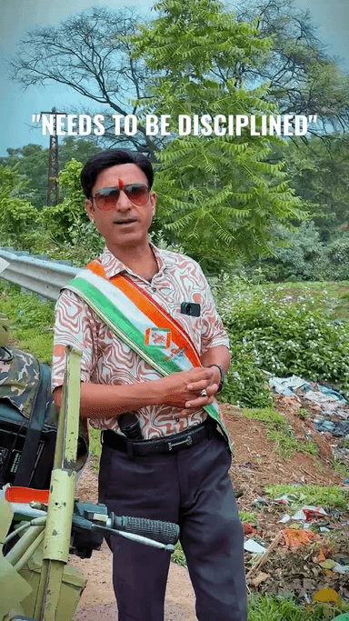 अपनी मिट्टी का सम्मान करना सीखिए, सिर्फ दिखावे के लिए सभ्य मत बनिए! 🇮🇳
#cleanindiamission #garbagedump #socialmessage #vishnubhartesh